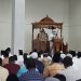 Mantan Bupati Halmahera Selatan, Muhammad Kasuba saat menyampaikan khutbah Jumat di Masjid Raya AlKhairat