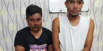 Kedua tersangka pemakai narkoba yang diamankan polisi (Foto : Humas Polda)