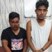 Kedua tersangka pemakai narkoba yang diamankan polisi (Foto : Humas Polda)