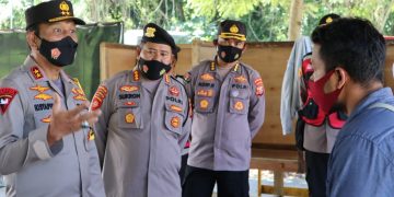 Kapolda saat meninjau kesiapan PSU di Halmahera Utara (Foto Humas Polda Malut)
