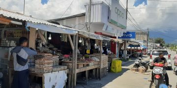 Situasi di pasar baru Labuha