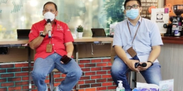 Ferry Sinaga 
 dan Rommy Wahido saat Konferensi pers di BNI Cafe kawasan Mantos