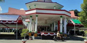 Persiapan Upacara HUT Halsel, Sekretariat kantor Bupati