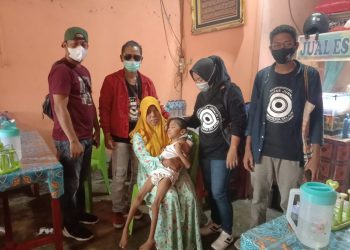 Lutfi Zaki Zaidan (7) mengalami lumpuh akibat penyakit Sebal Play Spastik (SIPY)