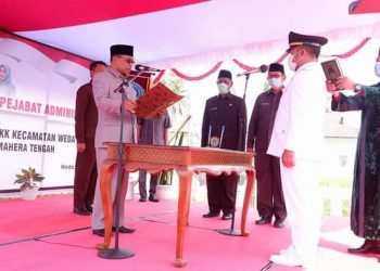 Prosesi pelentikan dan pengambilan sumpah