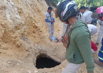 Penemuan Lubang berbentuk gowa hebohkan warga