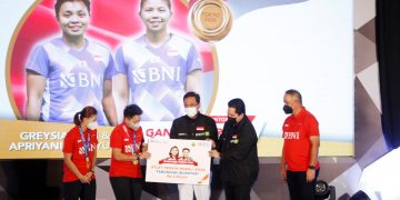 Pemberian Apresiasi Pada Malam Penganugerahan Atlet dan Official Bulu Tangkis (Foto : Dok BNI)