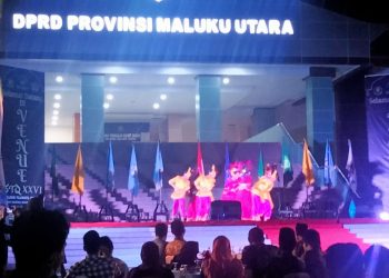 Atraksi Tarian Kolaborasi Sanggar Gamalama (Foto : Yun)