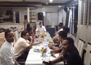 Ketua Umum PB PMII Muhammad Abdullah Syukri, Bersilaturahim dengan Pengurus IKA PMII Halsel (Foto : Y@di)