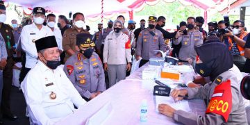 Kapolri Jenderal Listyo Sigit Prabowo Meninjau Akselerasi Percepatan Vaksinasi Di Maluku Utara