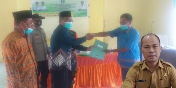 Penyerahan RKPD Kecamatan Kayoa Utara (Inzert : M. Tahrim Imam)