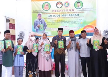 Ustadz Ismail Hamatuddin bersama Peserta Pelatihan Metode Mahabbah