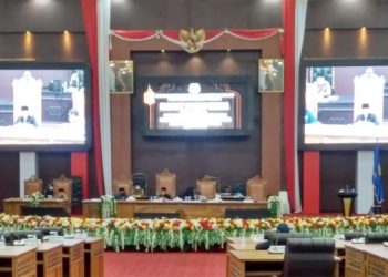 Suasana Sidang Paripurna di Aula DPRD Prov Maluku Utara