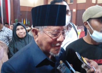 Gubernur Maluku Utara, KH Abdul Gani Kasuba