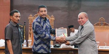Wakil Gubernur M. Al Yasin Ali dan Pimpunan DPRD Malut, M. Rahmi Husen