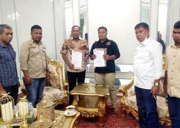 Bupati Usman Sidik teken MoU kegiatan Porwanas PWI Malut