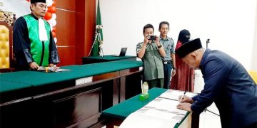 Penandatanganan Pakta Integritas Setiga Panitera Pengadilan Agama