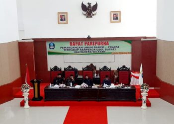 Suasana Rapat Paripurna DPRD Halsel