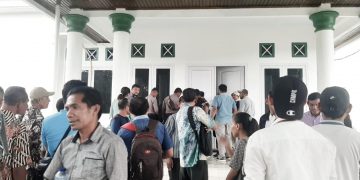 Suasana puluhan Cakades saat mengantri mengikuti Sidang