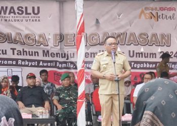 Sekda Prov Maluku Utara Drs. Samsuddin A.Kadir. MSi Membacakan Deklarasi Apel Siaga Pengawasan