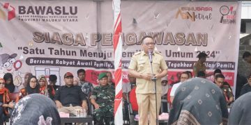 Sekda Prov Maluku Utara Drs. Samsuddin A.Kadir. MSi Membacakan Deklarasi Apel Siaga Pengawasan
