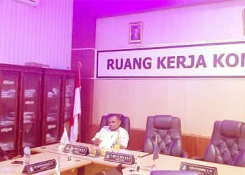 Wakil Ketua Komisi I Ridha Hasyim bersama Anggota Munawir Bahar Kasuba