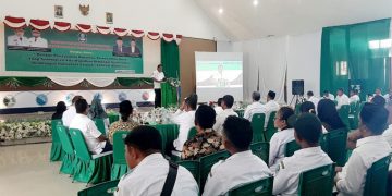 Bupati Halsel saat membuka kegiatan penyusunan dokumen RPJMDes dan RKPDes