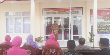 Bupati Usman Sidik  saat acara peresmian tiga gedung baru Polres