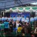 Para peserta turnamen memancing Obi Fishing Tournament 2023 berfoto bersama usai acara pengumuman pemenang dan pemberian trophy penghargaan, Minggu (19/3/2023).