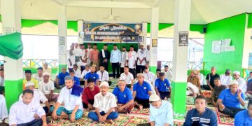 Warga Binaan Lapas Labuha saat shalat Jum'at berjamaah (07/04/2023)