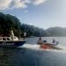 Speed boat penarik banana boat yang tengelam ditarik dari dasar laut