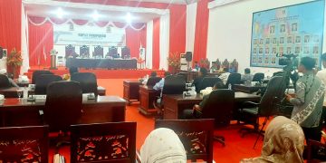 Paripurna penyampaian dan penetapan Program Pemebentukan Peraturan Daerah (Propemperda) Halsel tahun 2024.