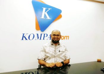 Bupati Bssam Kasuba saat menyambangi kantor Media Kompas.com Jakarta