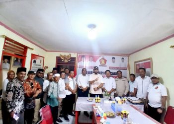 Bassam Kasuba Kembalikan Formulir Pendaftaran di Partai Gerindra