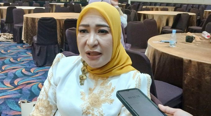 Hj. Musrifah Alhadar, Kepala Dinas DP3A Maluku Utara