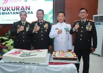 Kado Istimewa Untuk Kapolda Malut saat Peringati HUT Bhayangkara