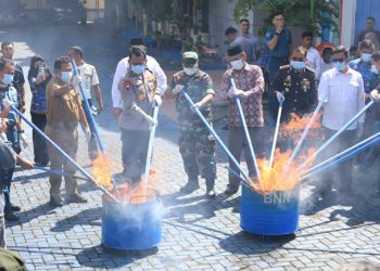 Pemusnahan Barbuk Narkotika Oleh BNNP Malut