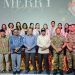 Foto bersama Walikota, Forkopimda dan Jemaat Bethlehem Kota Ternate di moment Natal
