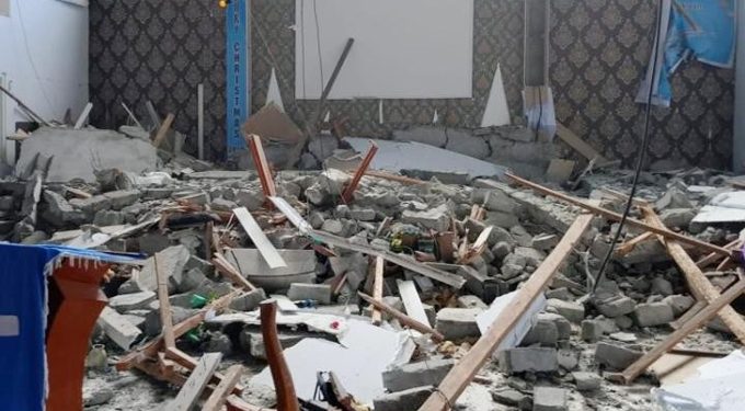 Salah Satu Bangunan Gereja Yang Rusak Akibar Gempa