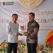 Bupati IMS Menerima Cindramata Dari RCEO BNI Wilayah Suluttenggomalut