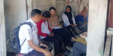 Pendataan Parlinsos oleh Tim Kementerian PANRB dan Kelurahan Maliaro
