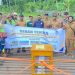 Kolaborasi warga, Pemdes Gambaru, dan Harita Nickel yang telah menyelesaikan pembangunan Jembatan Rijang di Desa Gambaru, Obi Selatan, Halmahera Selatan