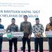 Penyerahan simbolis truk sampah untuk Pemkot Ternate dan Pemkab Halsel dari Harita Nickel oleh Wakil Gubernur Maluku Utara Sarbin Sehe
